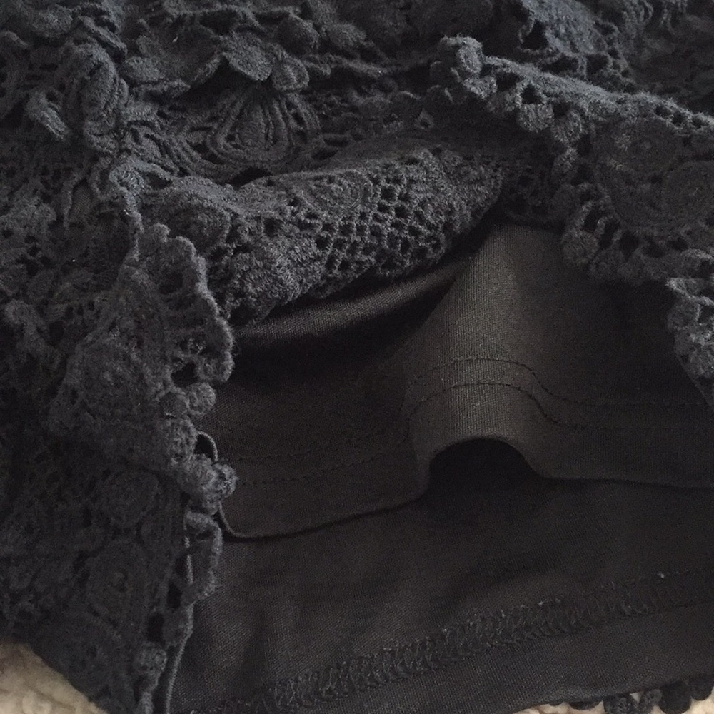Whispers Black Lace Shorts - Picture 4 of 4